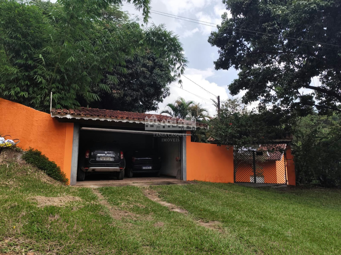 Chácara à venda com 3 quartos, sendo 1 suíte, em San Fernando Valley, Atibaia, SP