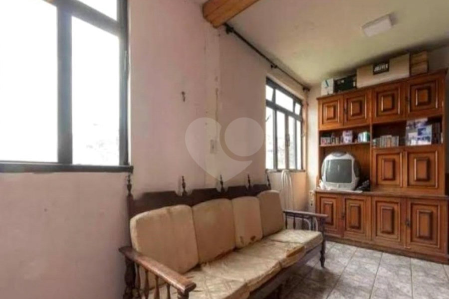 Casa à venda com 3 quartos, sendo 1 suíte, em Itaquera, São Paulo, SP