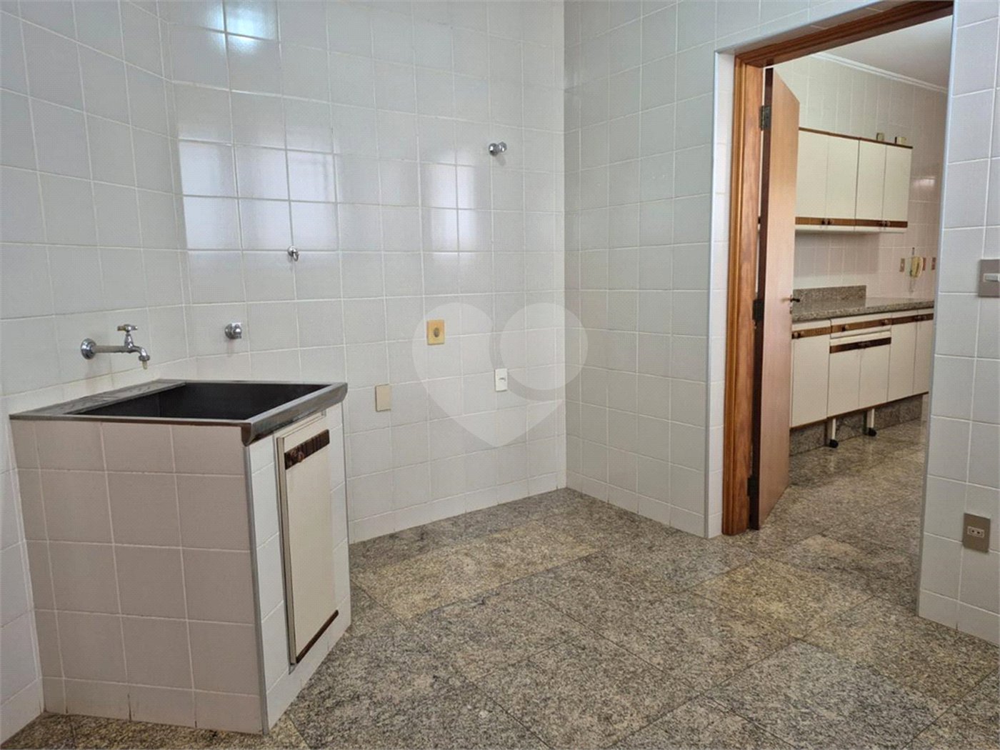 Apartamento à venda ou para alugar com 3 quartos, sendo 1 suíte, no Centro, Araraquara, SP