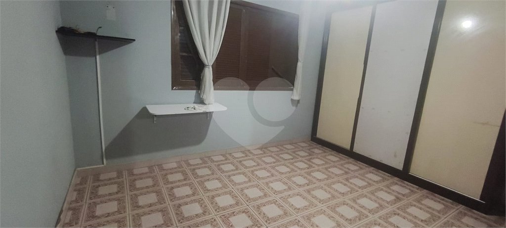 Casa à venda com 3 quartos, sendo 1 suíte,  em Jardim Vila Galvão, Guarulhos, SP