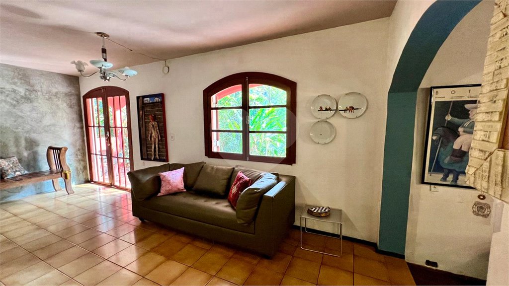 Casa à venda com 4 quartos, sendo 1 suíte, em Serra da Cantareira, Mairiporã, SP