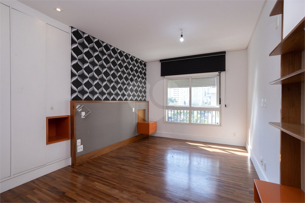 Apartamento à venda com 3 suítes em Itaim Bibi, São Paulo, SP