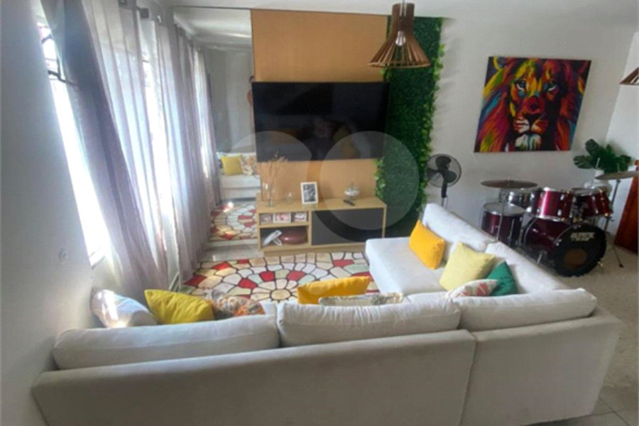 Sobrado à venda com 3 quartos, sendo 1 suíte, em Vila Nova Cachoeirinha, São Paulo, SP