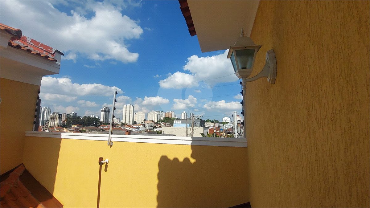 Casa para alugar com 3 quartos, sendo 1 suíte, no condomínio Santanna, São Paulo - SP