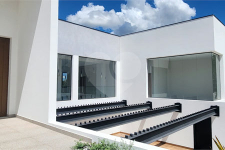 Casa à venda ou para alugar com 4 suítes no condomínio Residencial Delle Stelle, Louveira - SP