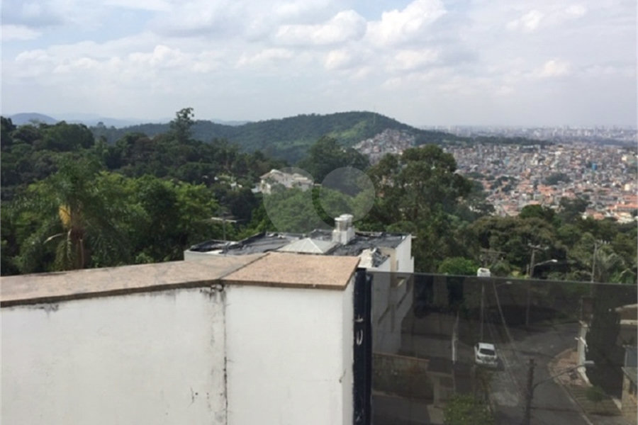 Sobrado à venda com 5 quartos, sendo 2 suítes,  em Tremembé, São Paulo, SP