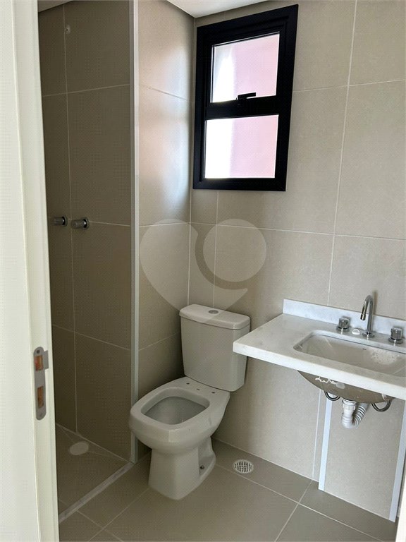 Apartamento à venda com 3 quartos, sendo 1 suíte, em Vila Bastos, Santo André, SP