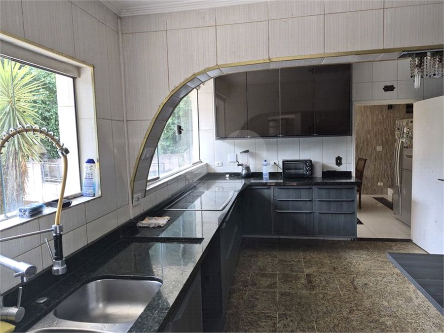 Casa à venda com 4 suítes no condomínio Associação Reserva das Hortênsias, Mairiporã - SP