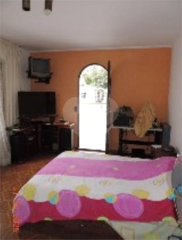 Sobrado à venda com 4 quartos em Vila Ipojuca, São Paulo, SP
