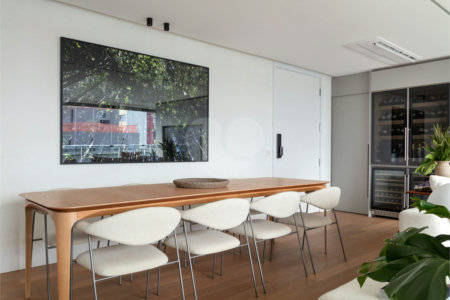 Apartamento à venda com 3 suítes em Cerqueira César, São Paulo, SP