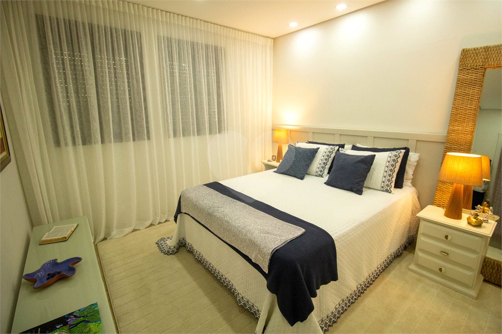 Casa à venda com 4 suítes no condomínio Sítio Primavera, São Roque - SP