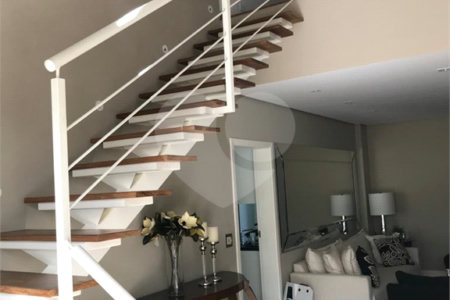 Apartamento à venda com 4 quartos, sendo 2 suítes, em Bosque da Saúde, São Paulo, SP