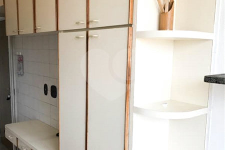 Apartamento à venda com 2 quartos em Jardim Ivana, São Paulo, SP