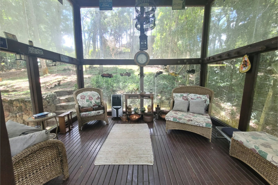 Casa à venda com 2 suítes no condomínio Alpes da Cantareira, Mairiporã - SP