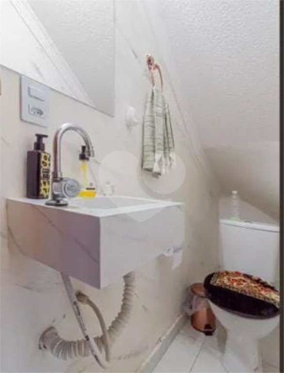 Casa à venda com 2 suítes no condomínio Residencial Flor de Lis, São Paulo - SP
