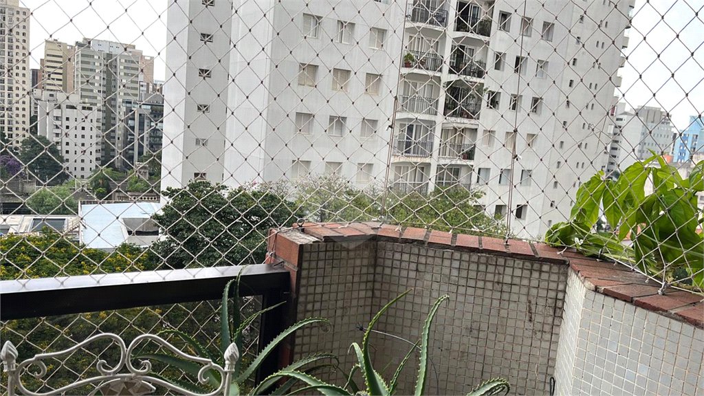 Apartamento à venda com 3 quartos, sendo 2 suítes, em Perdizes, São Paulo, SP