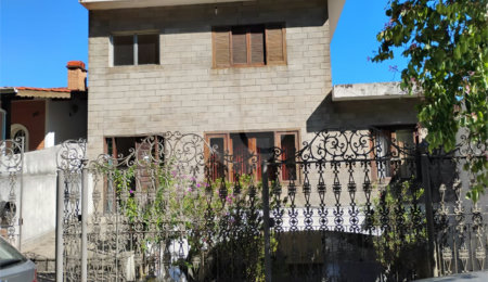 Casa à venda com 3 quartos, sendo 1 suíte,  no Centro, Mairiporã, SP