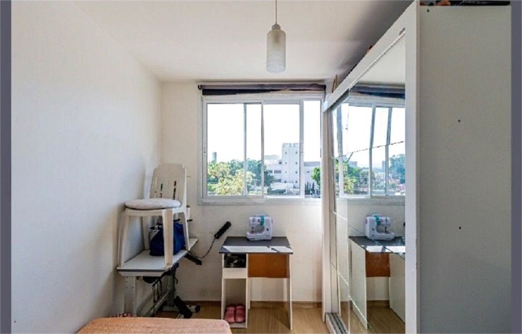 Apartamento à venda com 2 quartos em Parque Industrial Tomas Edson, São Paulo, SP
