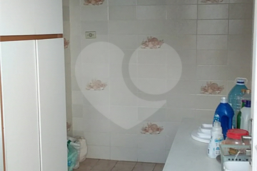 Sobrado à venda com 7 quartos, sendo 1 suíte, em Jardim São Paulo(zona Norte), São Paulo, SP