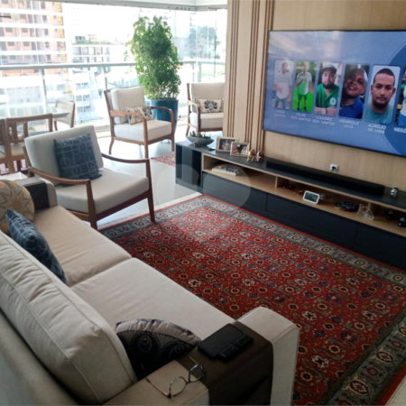 Apartamento à venda com 3 quartos, sendo 2 suítes, em Perdizes, São Paulo, SP