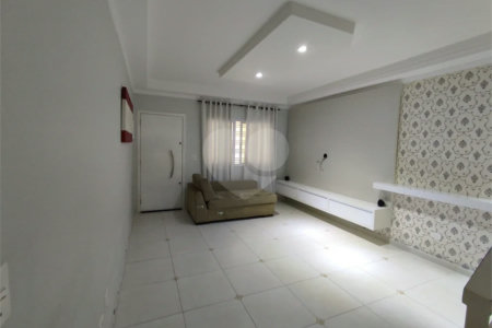 Sobrado à venda com 3 suítes em Vila Mazzei, São Paulo, SP