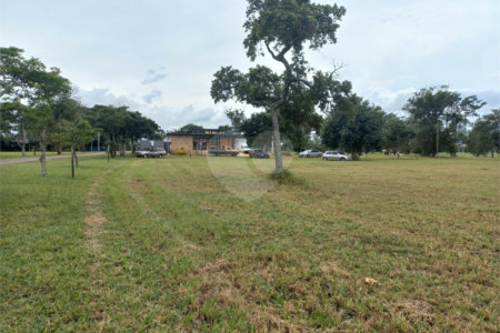 Loteamento Residencial no Condomínio Vila Pinhal do Broa
