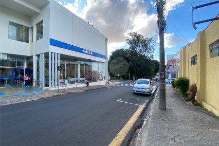 Casa térrea no Centro