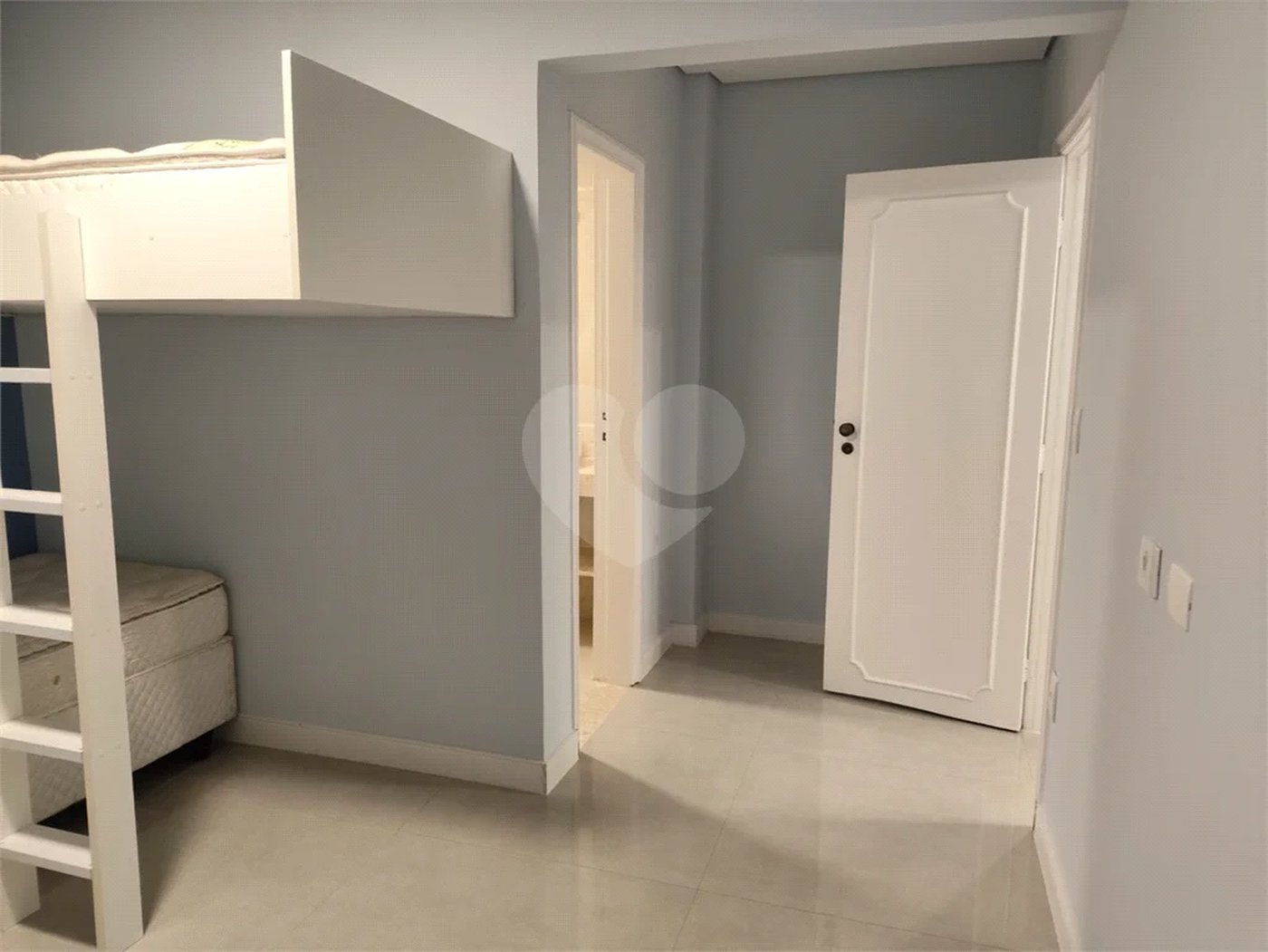 Ótima oportunidade apartamento reformado com 4 dorms 2 suítes 2 vagas