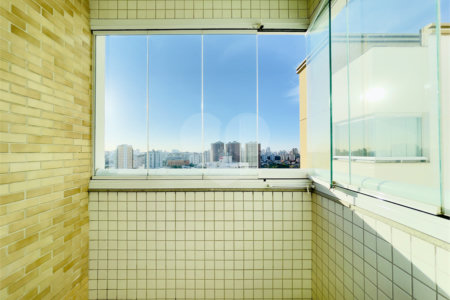 Apartamento à venda com 3 quartos, sendo 1 suíte,  em Nova Petrópolis, São Bernardo do Campo, SP