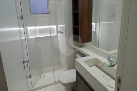 Apartamento à venda com 3 quartos, sendo 2 suítes,  em Jardim Arpoador, São Paulo, SP