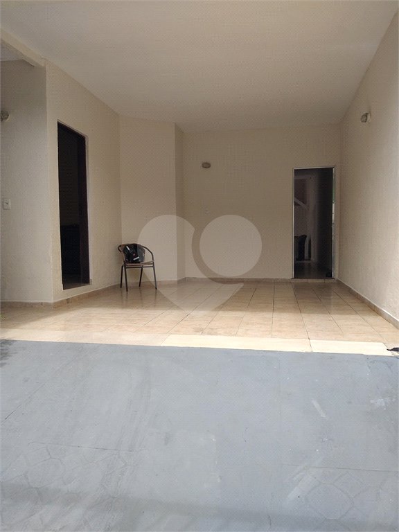 Casa à venda com 2 quartos em João Xxiii, Vinhedo, SP