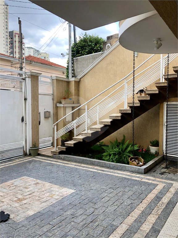 Sobrado à venda com 3 suítes em Santana, São Paulo, SP