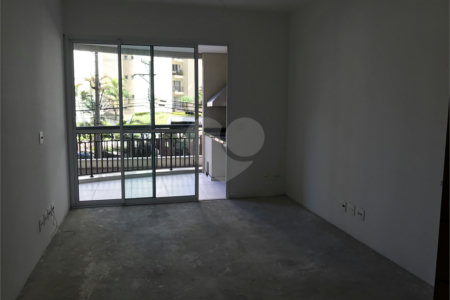 Apartamento à venda com 3 quartos, sendo 2 suítes, em Santa Teresinha, São Paulo, SP