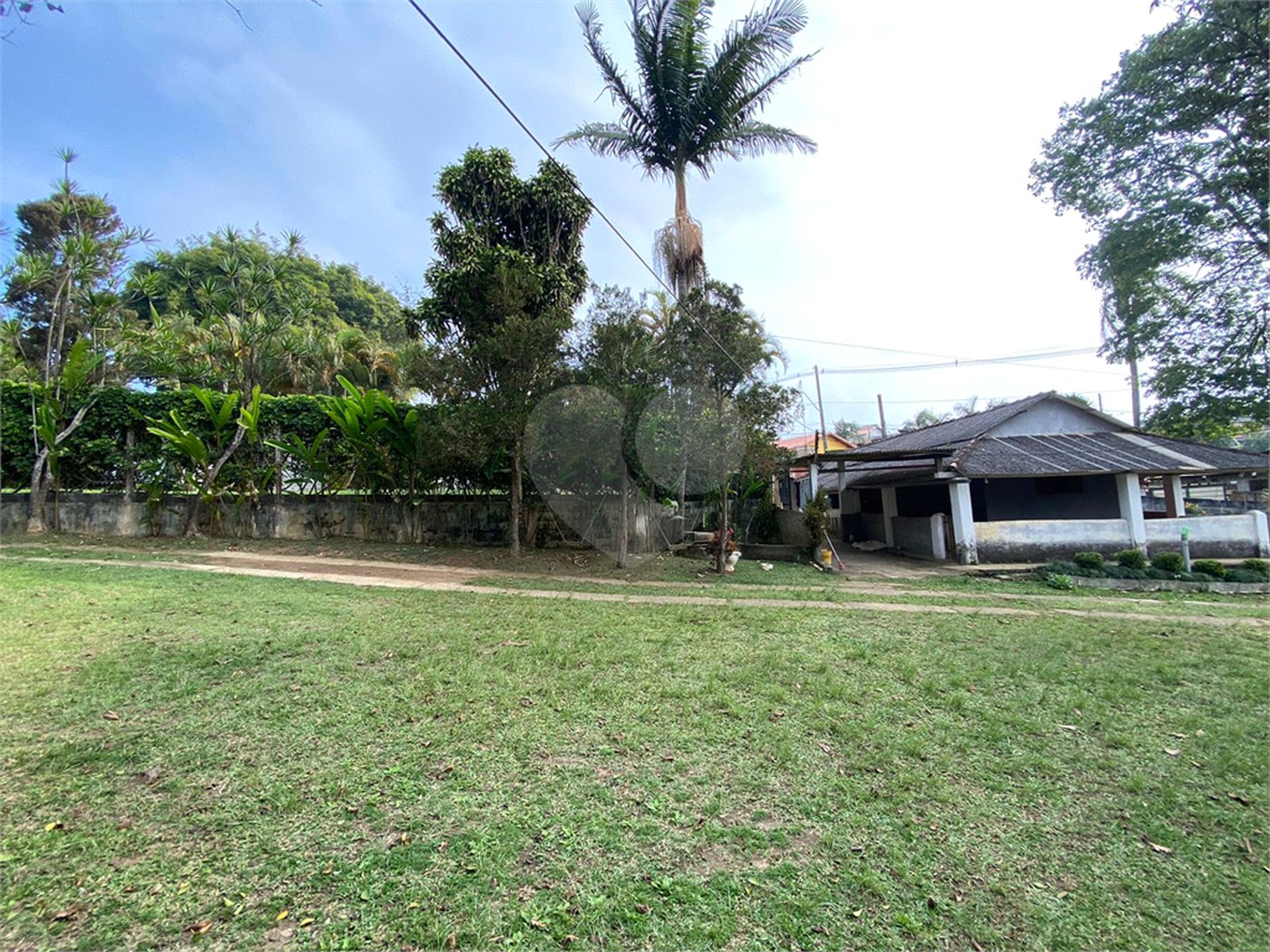 Chácara à venda com 3 quartos em Chácaras Ceres, Suzano, SP