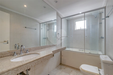 Apartamento à venda com 3 suítes em Vila Mascote, São Paulo, SP