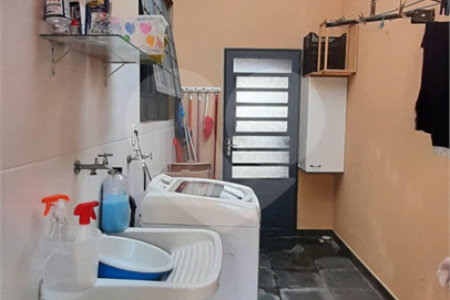 Casa à venda com 3 quartos, sendo 1 suíte, no Brasil, Itu, SP