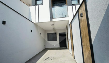 Sobrado à venda com 3 quartos, sendo 2 suítes,  em Vila Dom Pedro II, São Paulo, SP