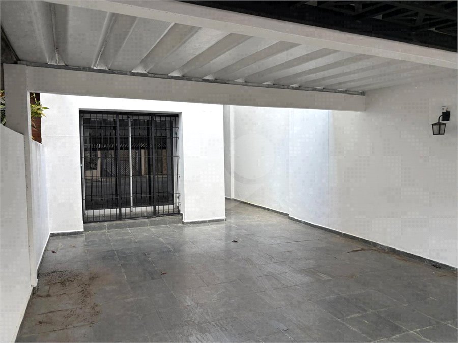Sobrado à venda com 4 quartos, sendo 1 suíte,  em Vila Sônia, São Paulo, SP
