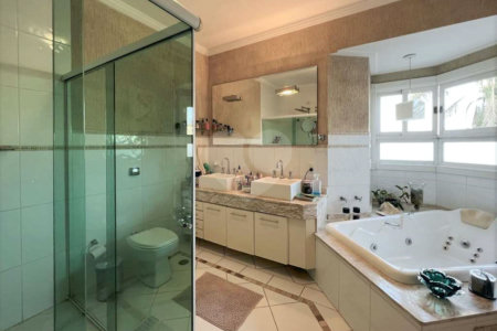 Casa à venda com 4 suítes em Vila Santo Antônio, Cotia, SP