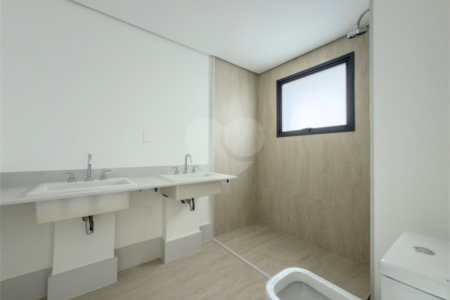 Apartamento à venda com 3 suítes em Vila Nova Conceição, São Paulo, SP
