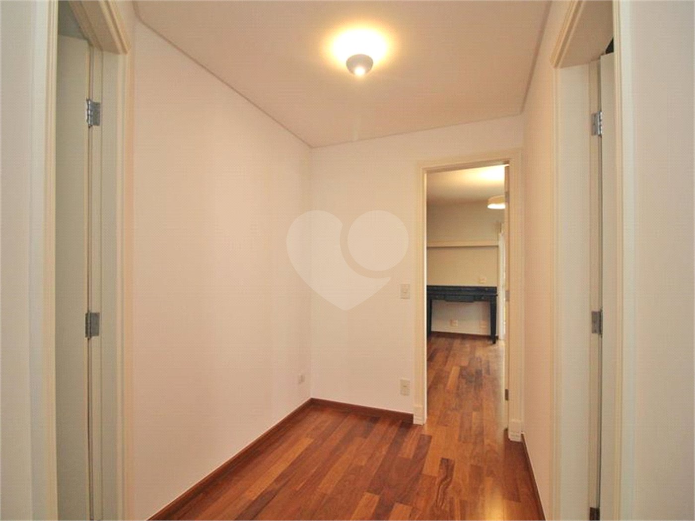 Casa à venda com 3 suítes no condomínio Brooklin Hills, São Paulo - SP