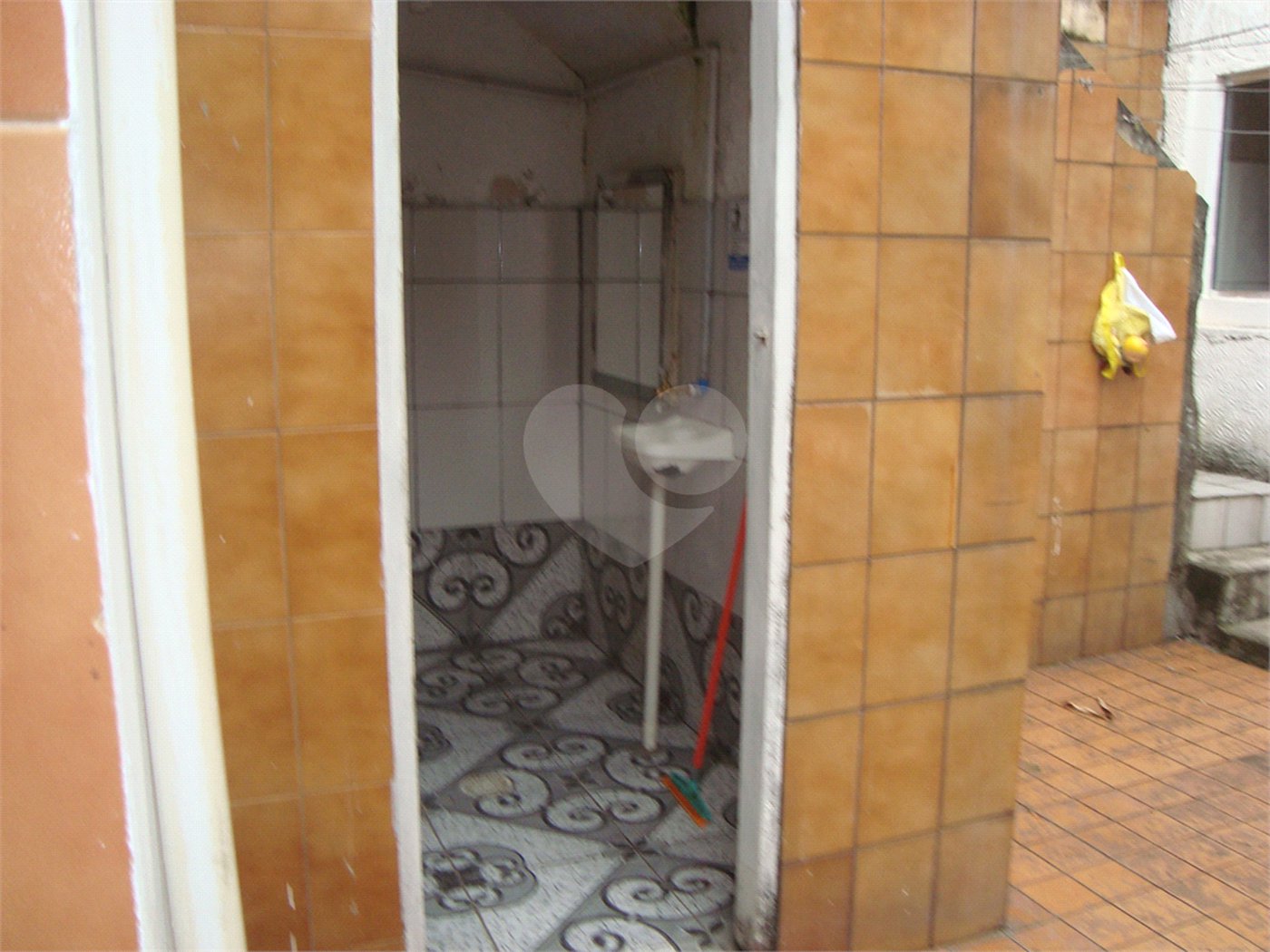 Sobrado à venda com 7 quartos, sendo 1 suíte, em Santana, São Paulo, SP
