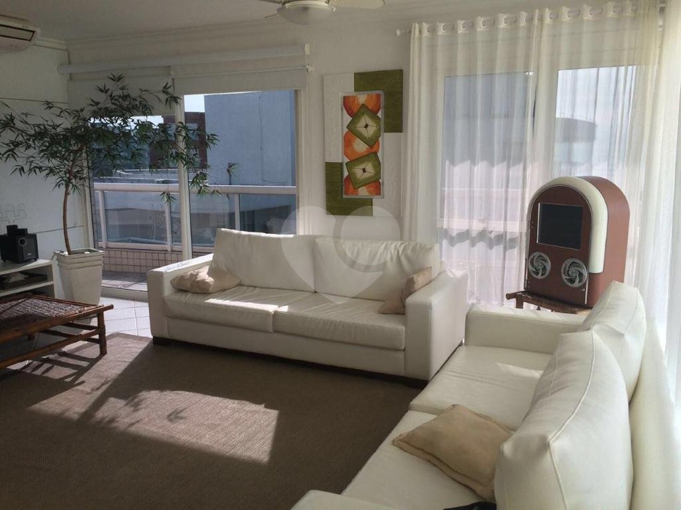 Triplex à venda com 6 suítes em Riviera de São Lourenço, Bertioga, SP