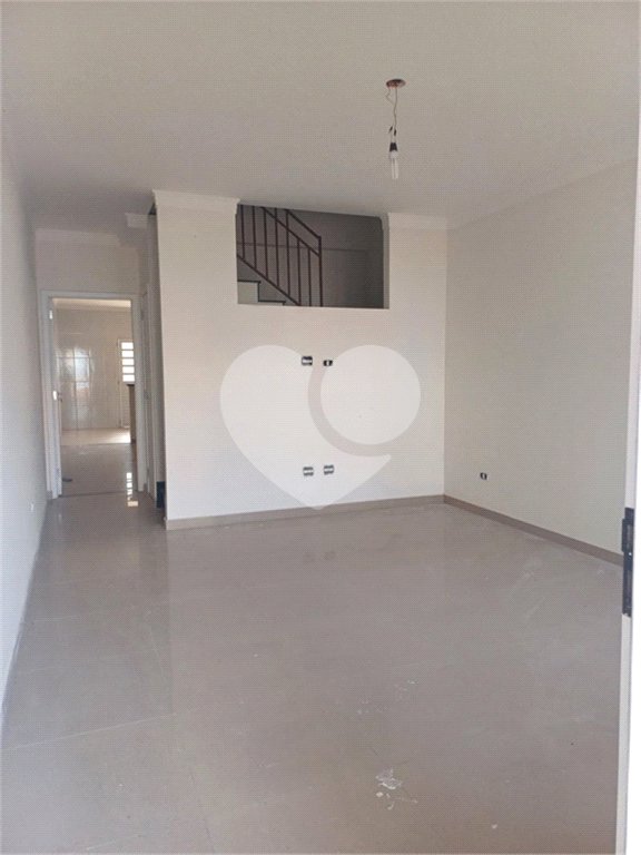 Sobrado à venda com 3 suítes em Vila Gustavo, São Paulo, SP