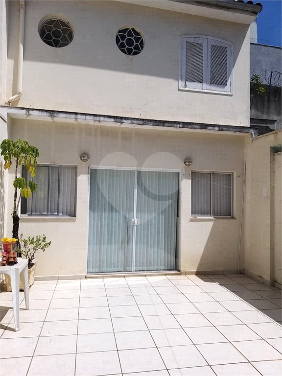 Sobrado à venda com 3 quartos, sendo 1 suíte, em Vila Paulista, São Paulo, SP