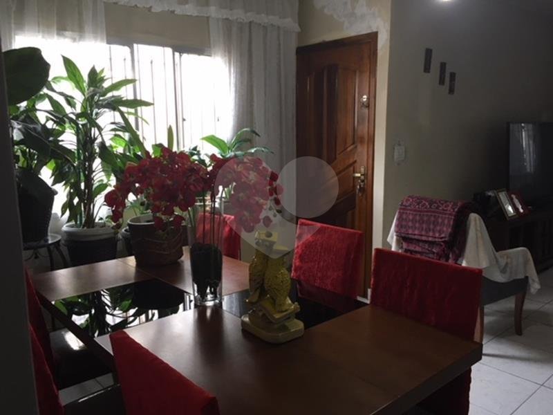 Casa Térrea à venda com 3 quartos em Jardim Celeste, São Paulo, SP