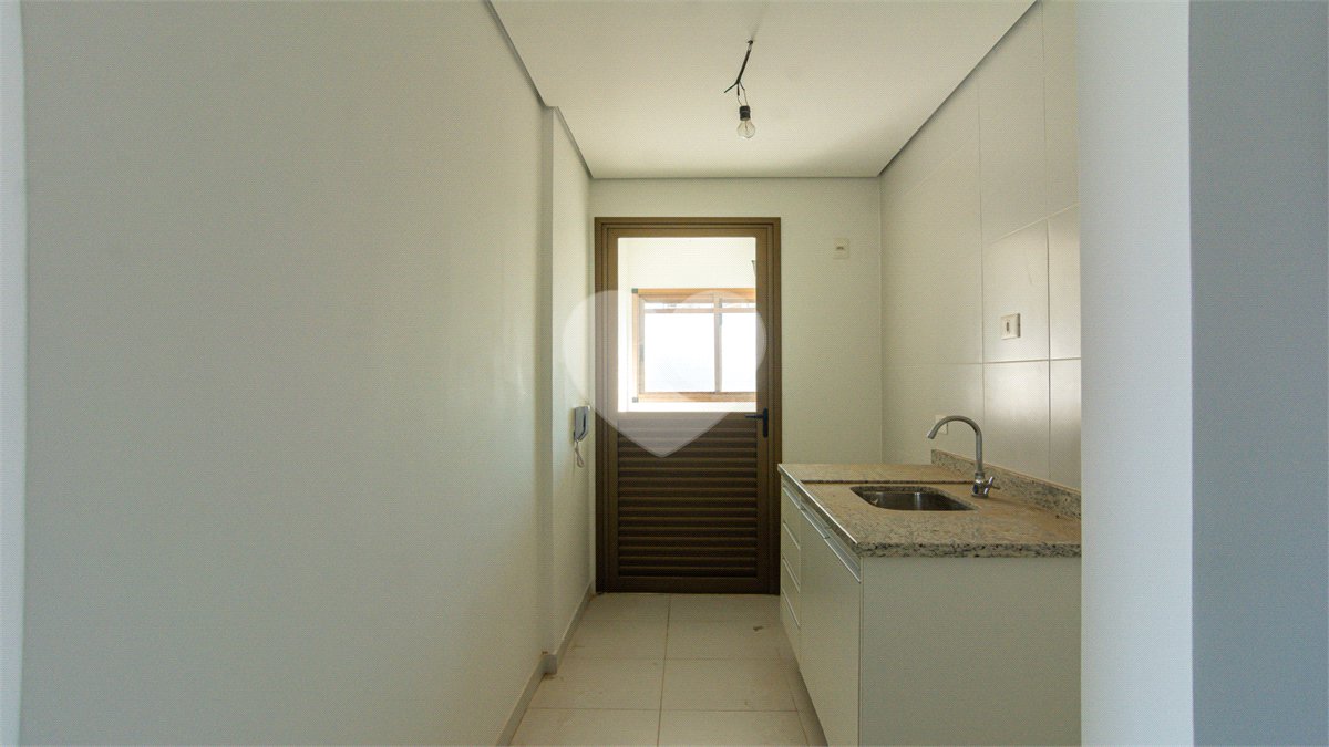 Apartamento para alugar com 2 quartos, sendo 1 suíte, em Sumarezinho, São Paulo, SP
