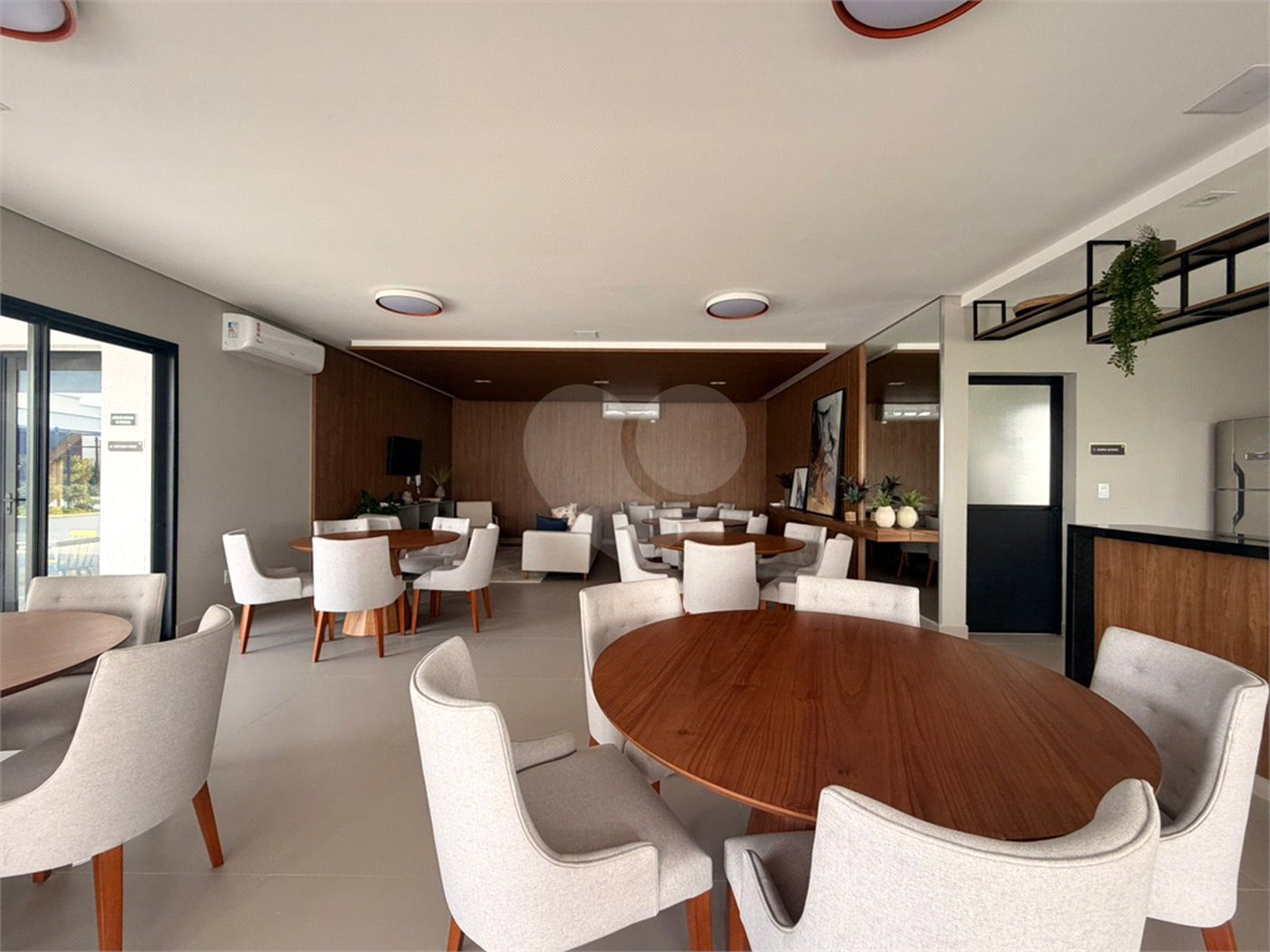 Apartamento à venda com 2 quartos, sendo 1 suíte, em Jardim Guarujá, Sorocaba, SP