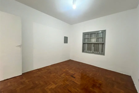 Casa à venda com 2 quartos em Jardim Pirajussara, São Paulo, SP