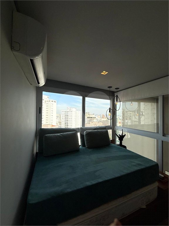 Apartamento à venda com 3 quartos, sendo 2 suítes, em Cerqueira César, São Paulo, SP